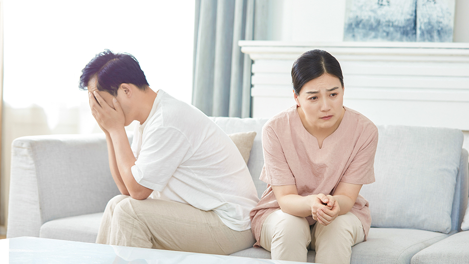 涉外婚姻离婚诉讼中一方在国内、一方在国外怎么处理